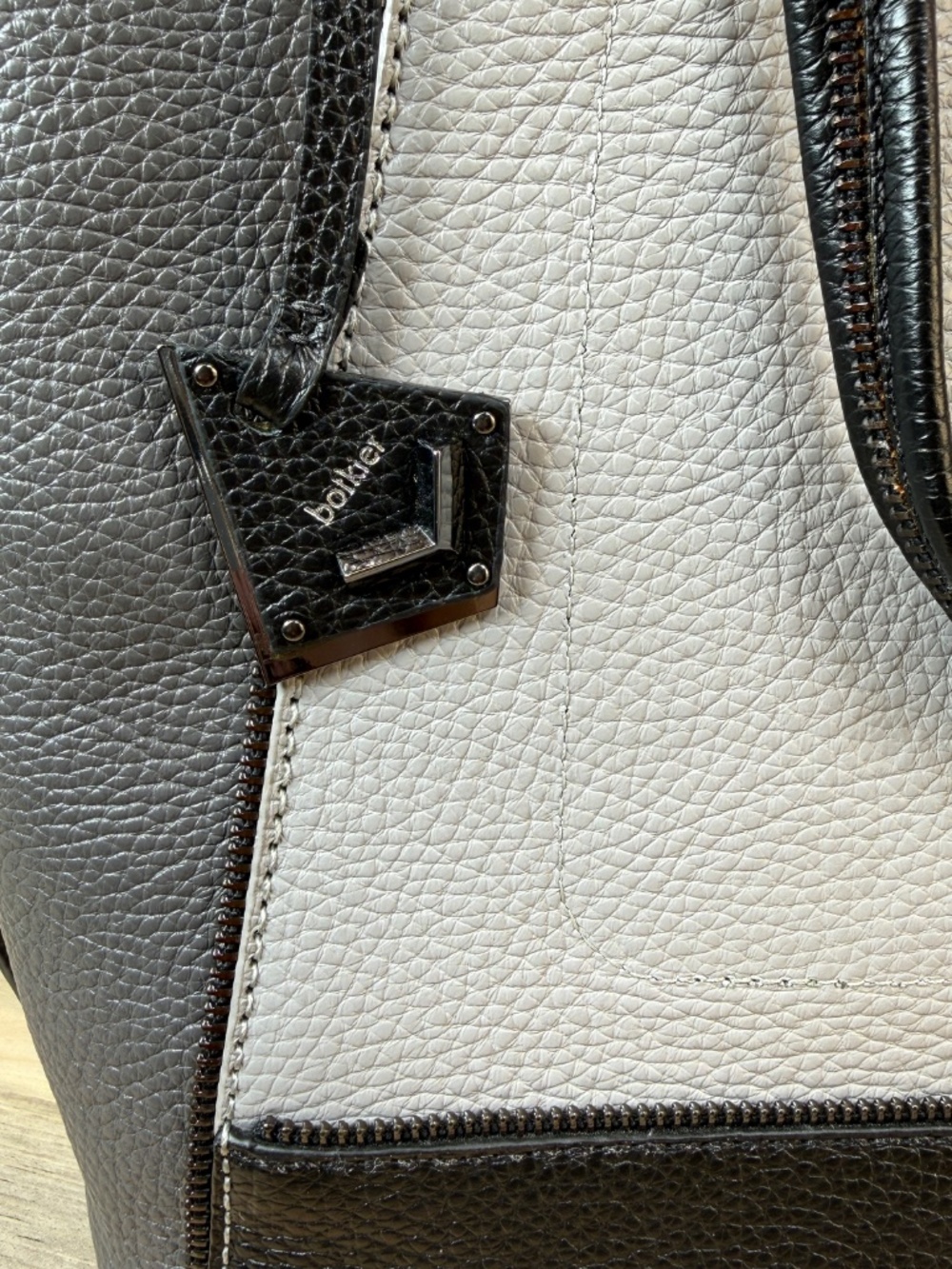 Botkier New York Pebbled Leather Tote Black Gray Ivory Zipper Trim Tri Color - Picture 7 of 16